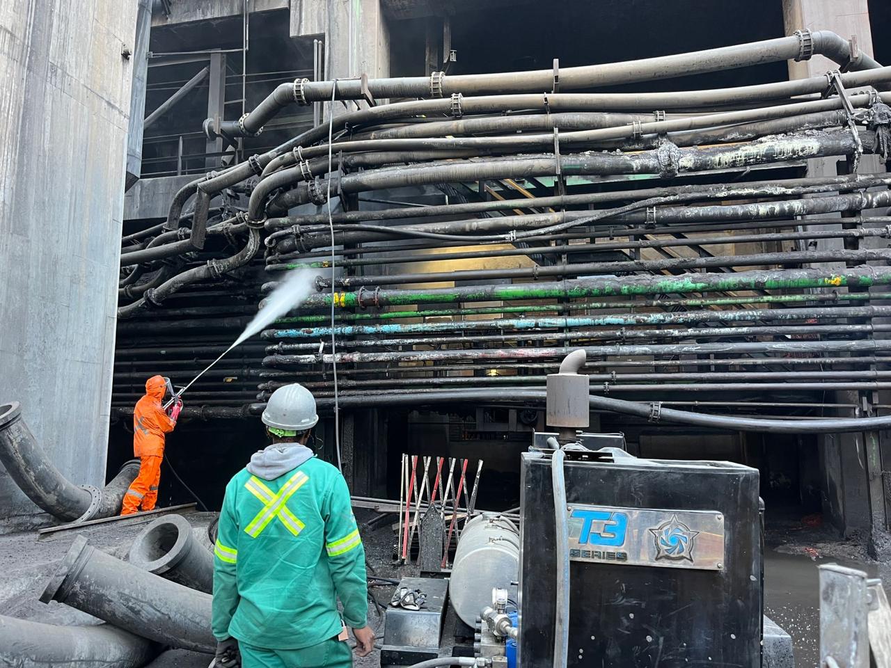 High-Pressure Cleaning