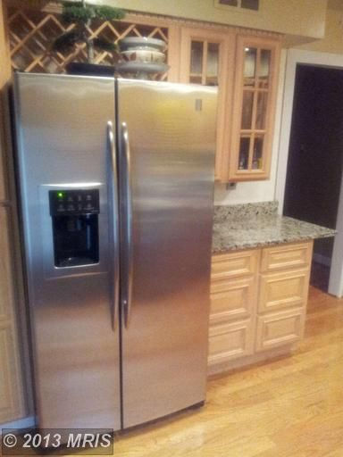 clinton kitchen2.jpg