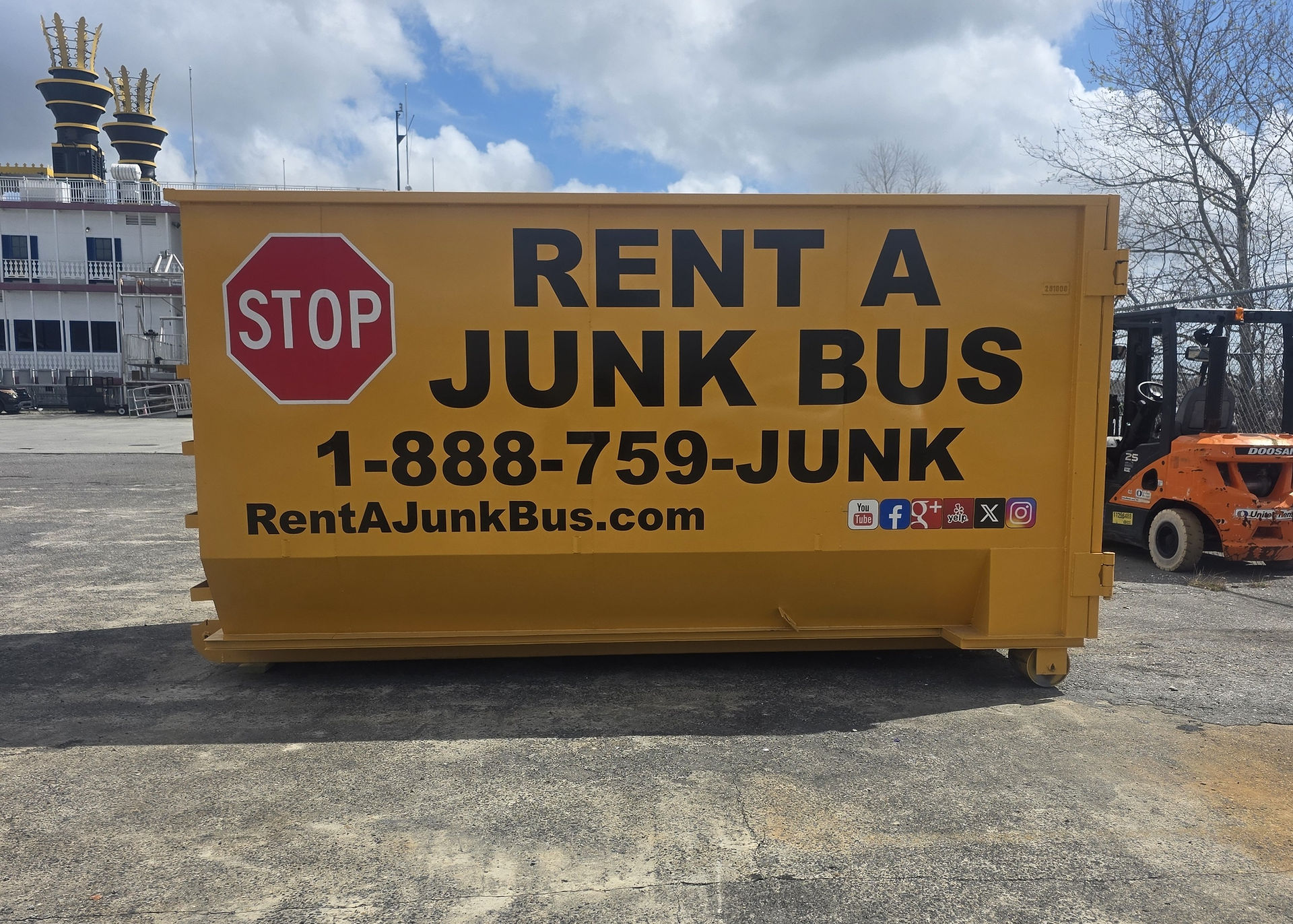 Large roll-off Dumpster Rental In New Orleans 70119
