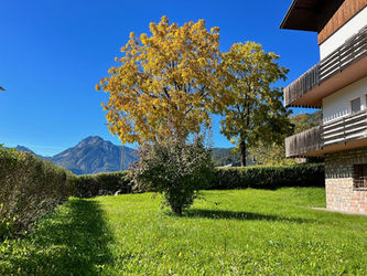 Blick vom Garten auf den Monte Rite - dort befindet sich auch das Messner Museum