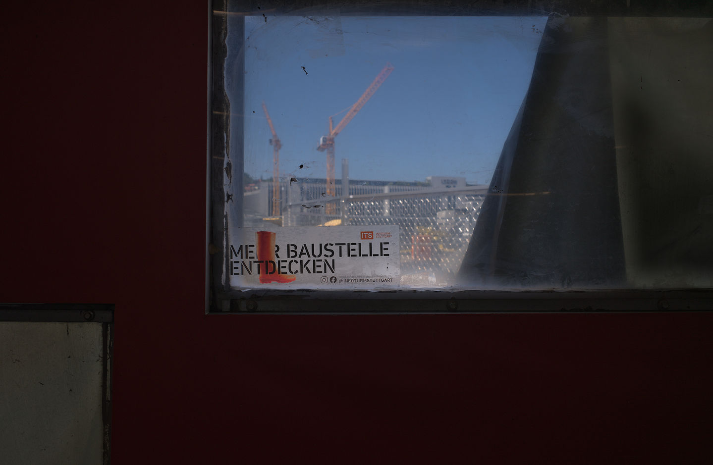 City (225)