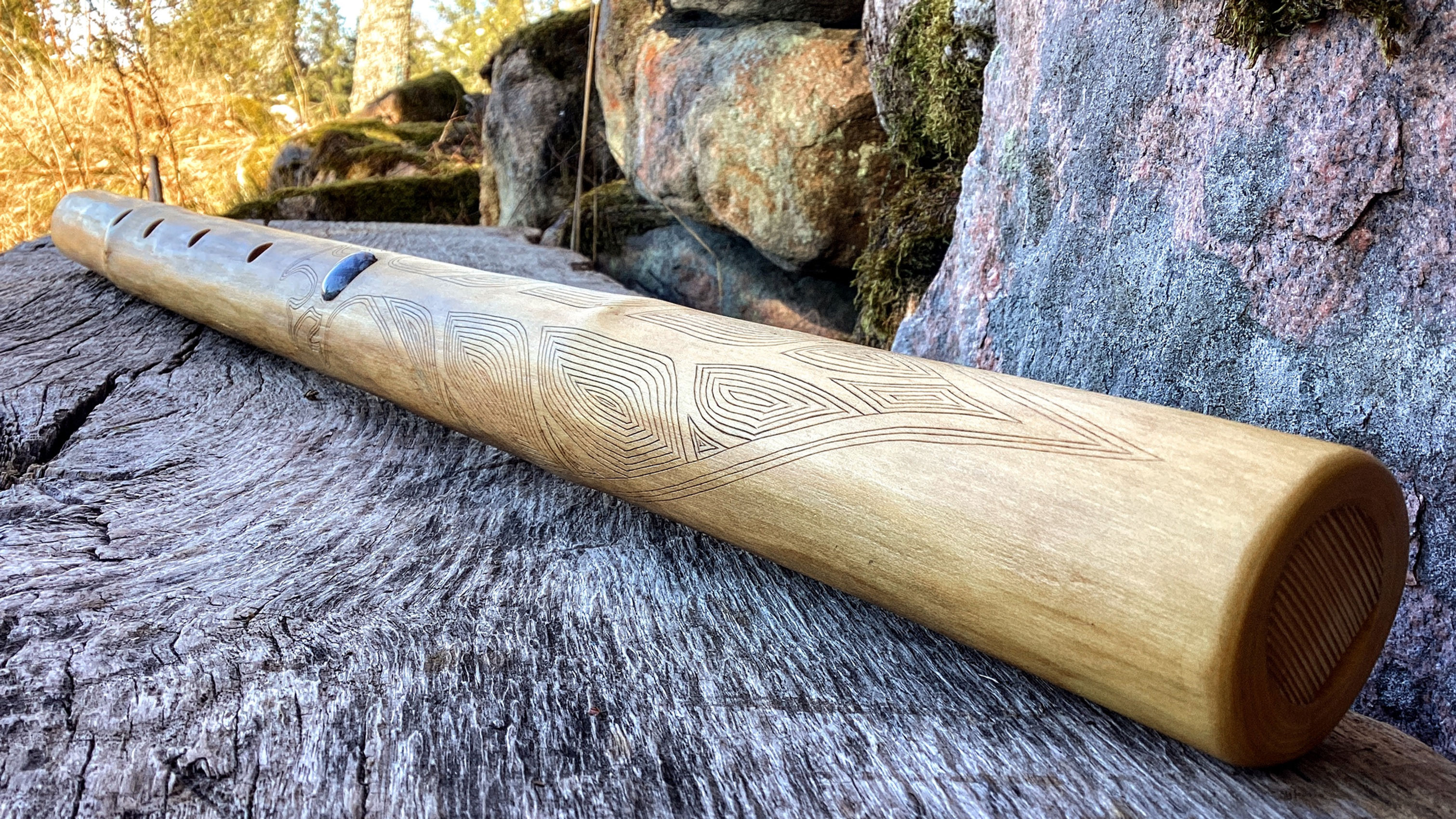 Carved elderberry with porcellanite in low G minor / SOLD!