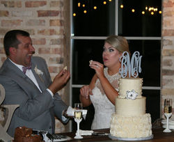 Cutting the bridal cake