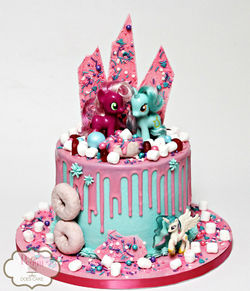 My Little Pony Goodies Drip 7" Cake