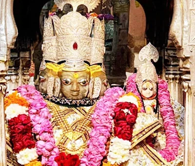 🌕 सिर्फ पुष्कर में ही क्यों होती है ब्रह्मा जी की पूजा? रहस्य, पुराण और ज्योतिषीय दृष्टि से विशेष विश्लेषण :