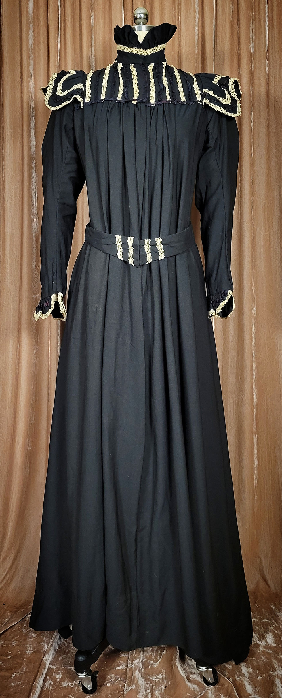 1900s Black Wool Wrapper Dress