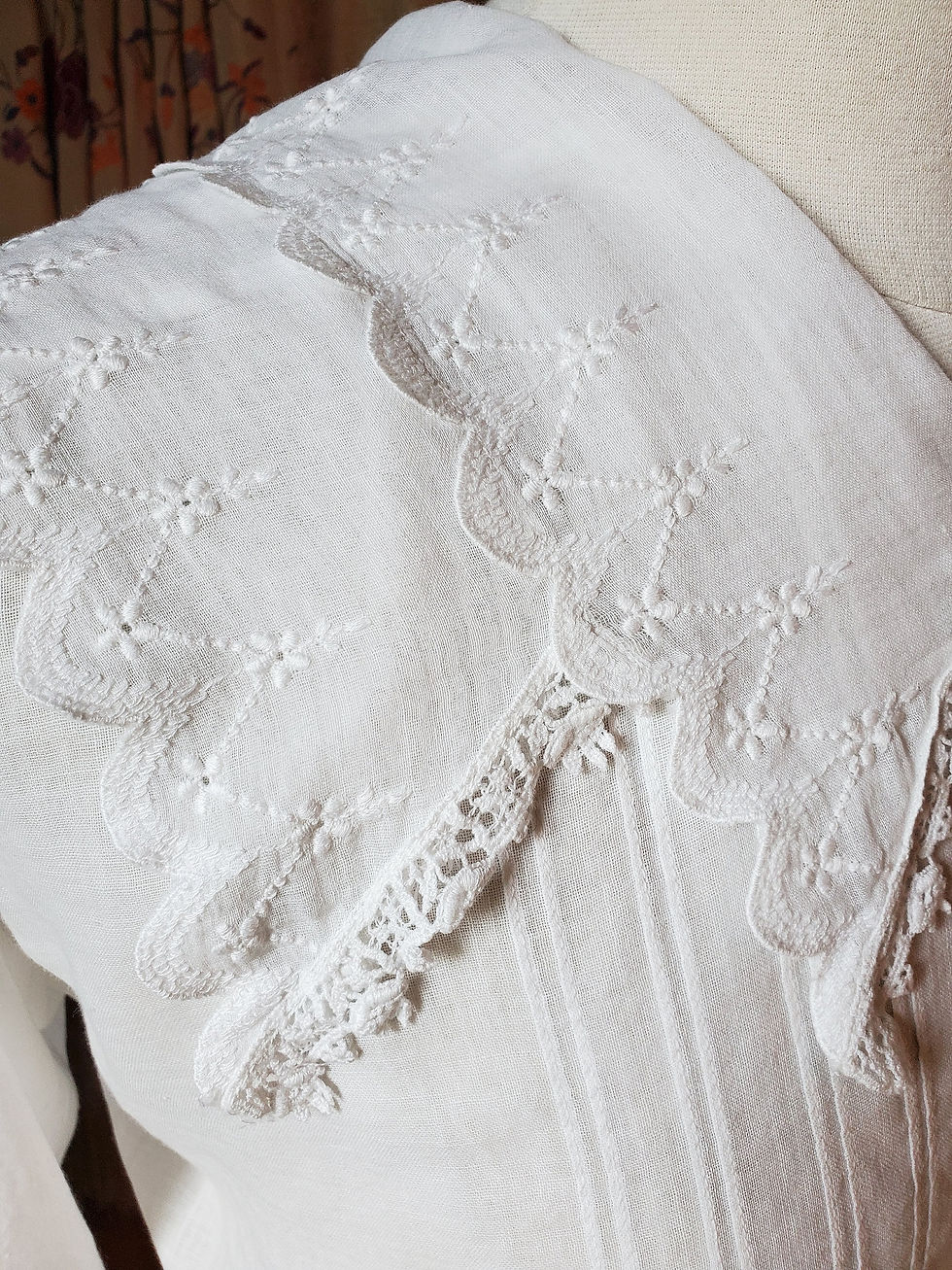 Thumbnail: Embroidered Cotton 1910s Blouse