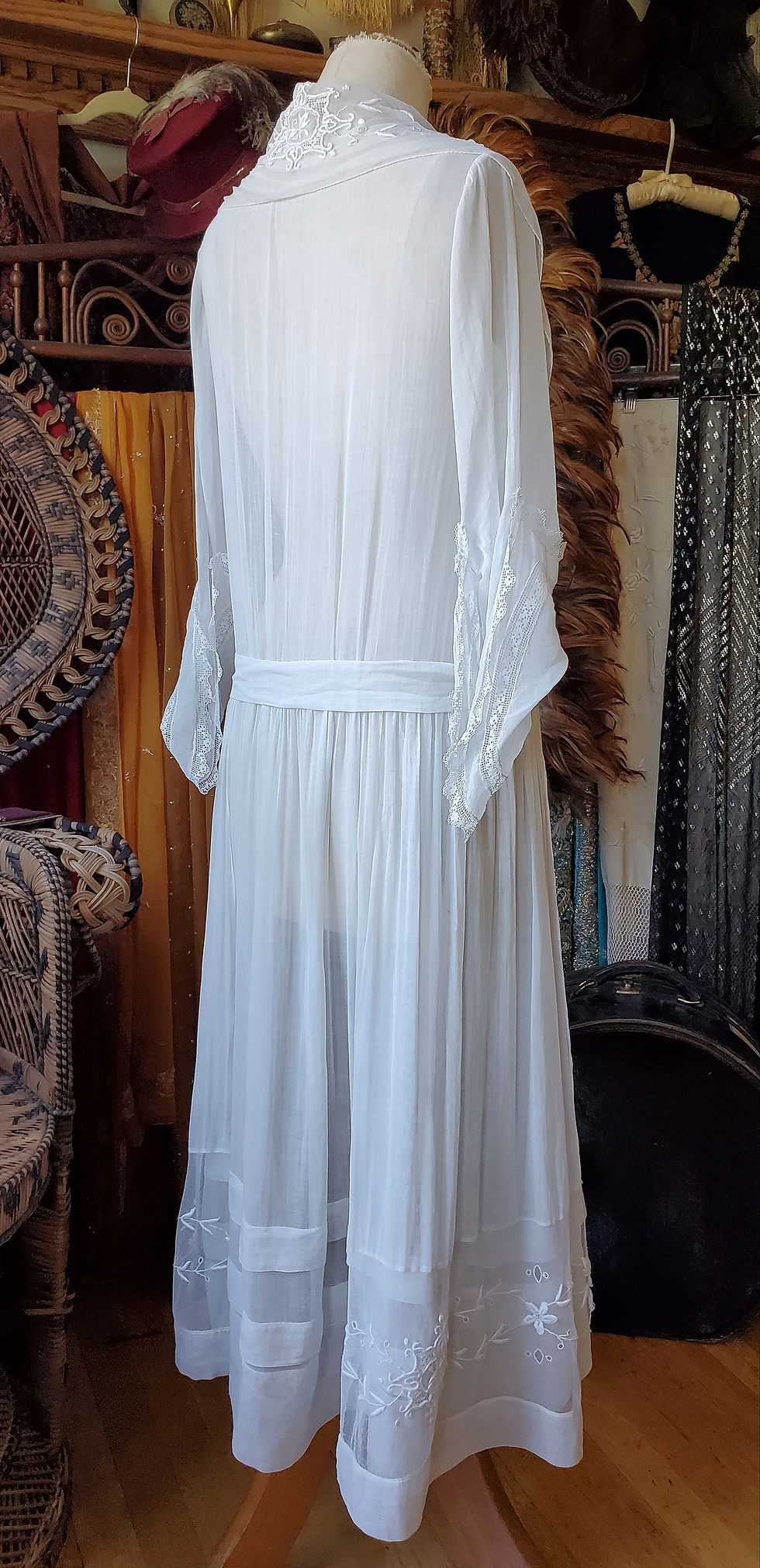 Thumbnail: 1920s White Voile and Embroidered Net Dress