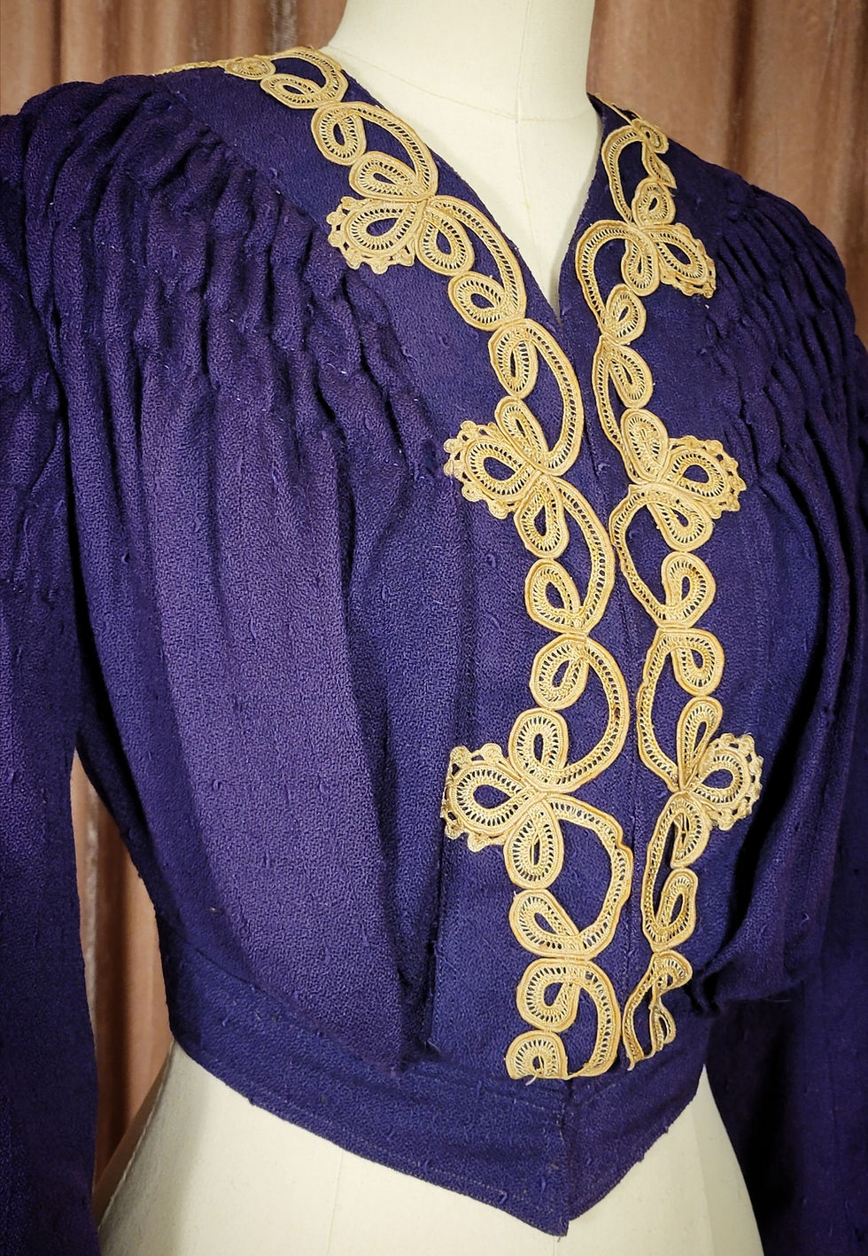 Thumbnail: 1900s Purple Wool Bodice