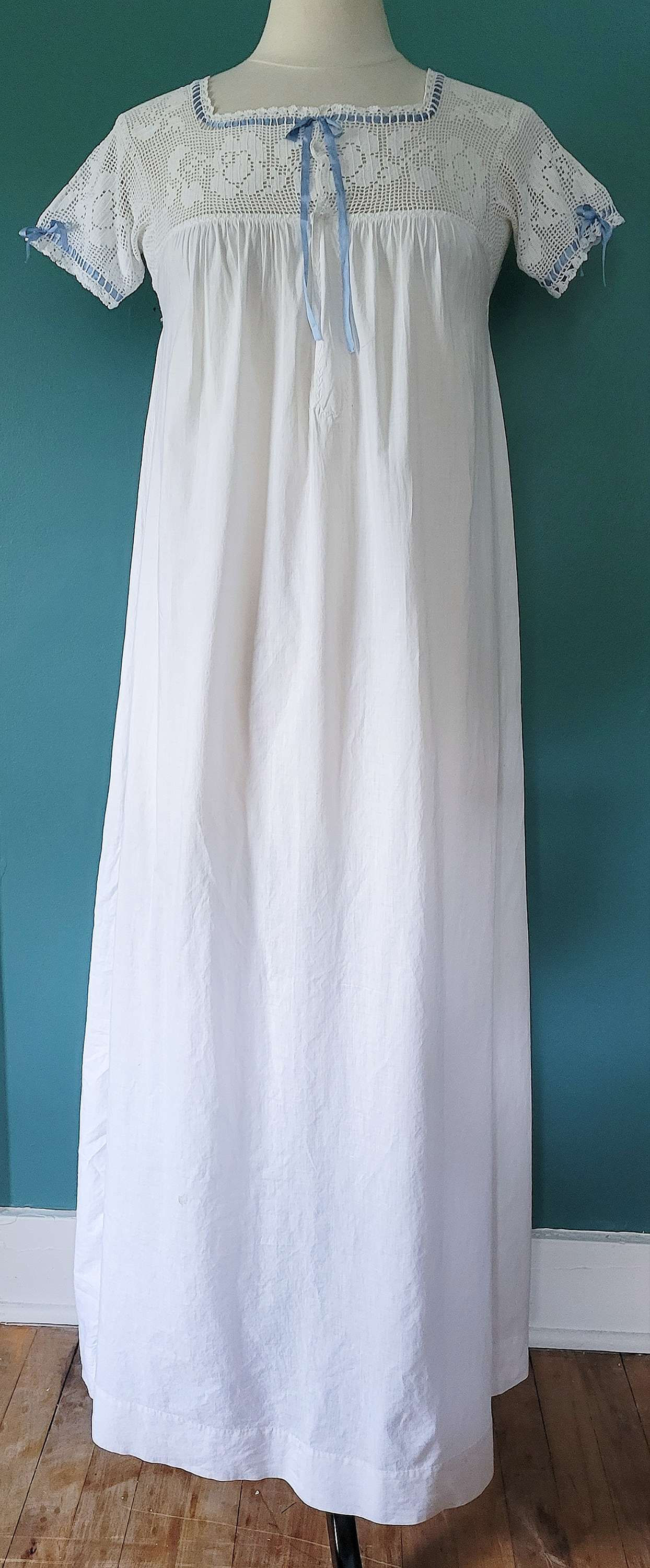 1910s Cotton Crochet Yoke Nightgown
