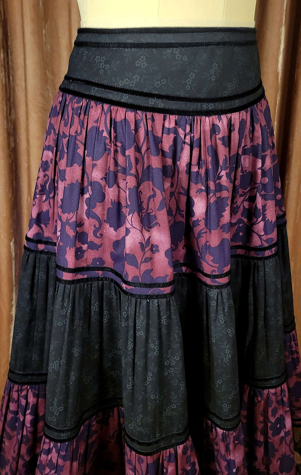 Thumbnail: Violet and Black Cotton Print Tiered Skirt