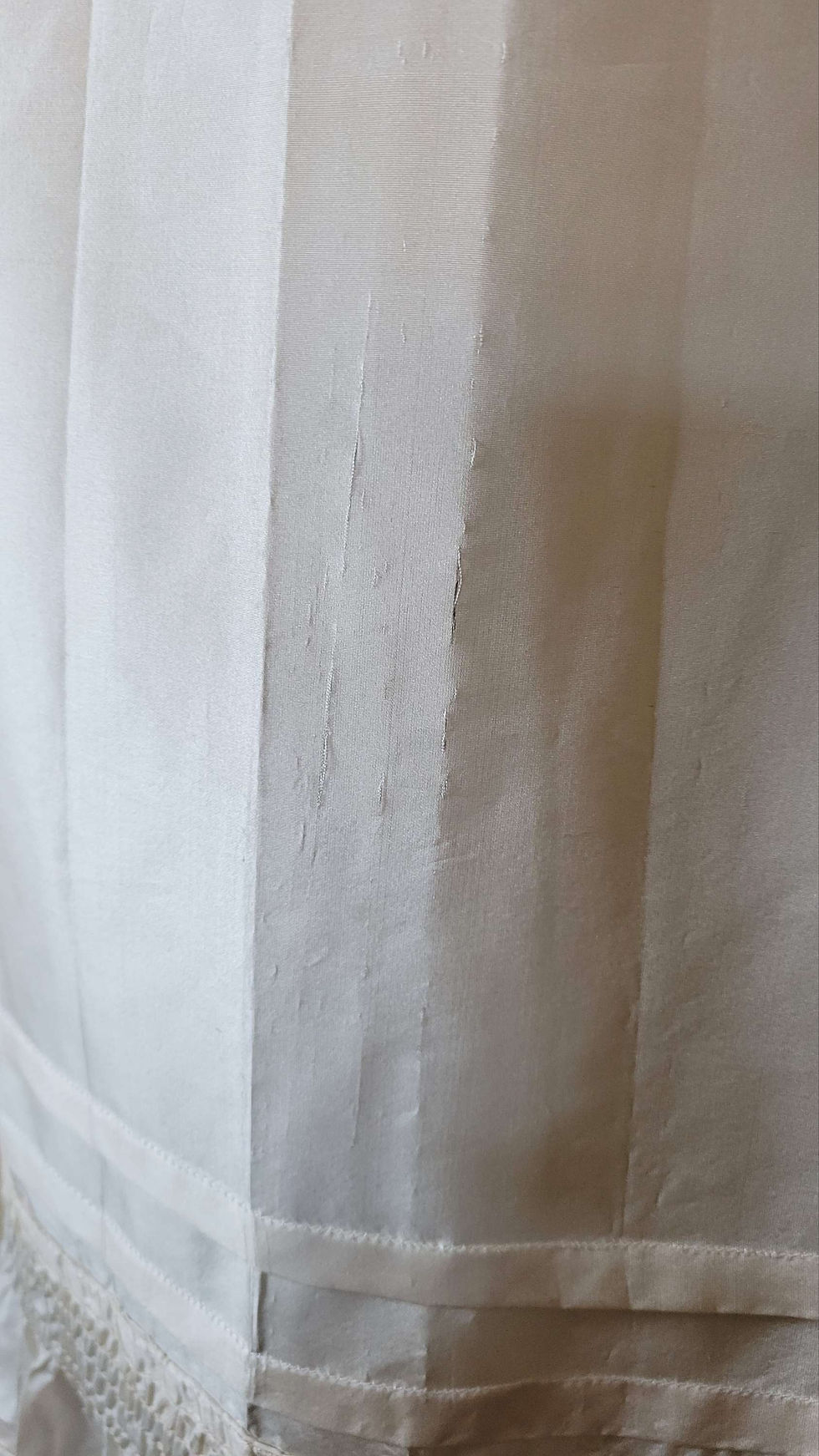 Thumbnail: 1900s Ivory Silk Taffeta Skirt