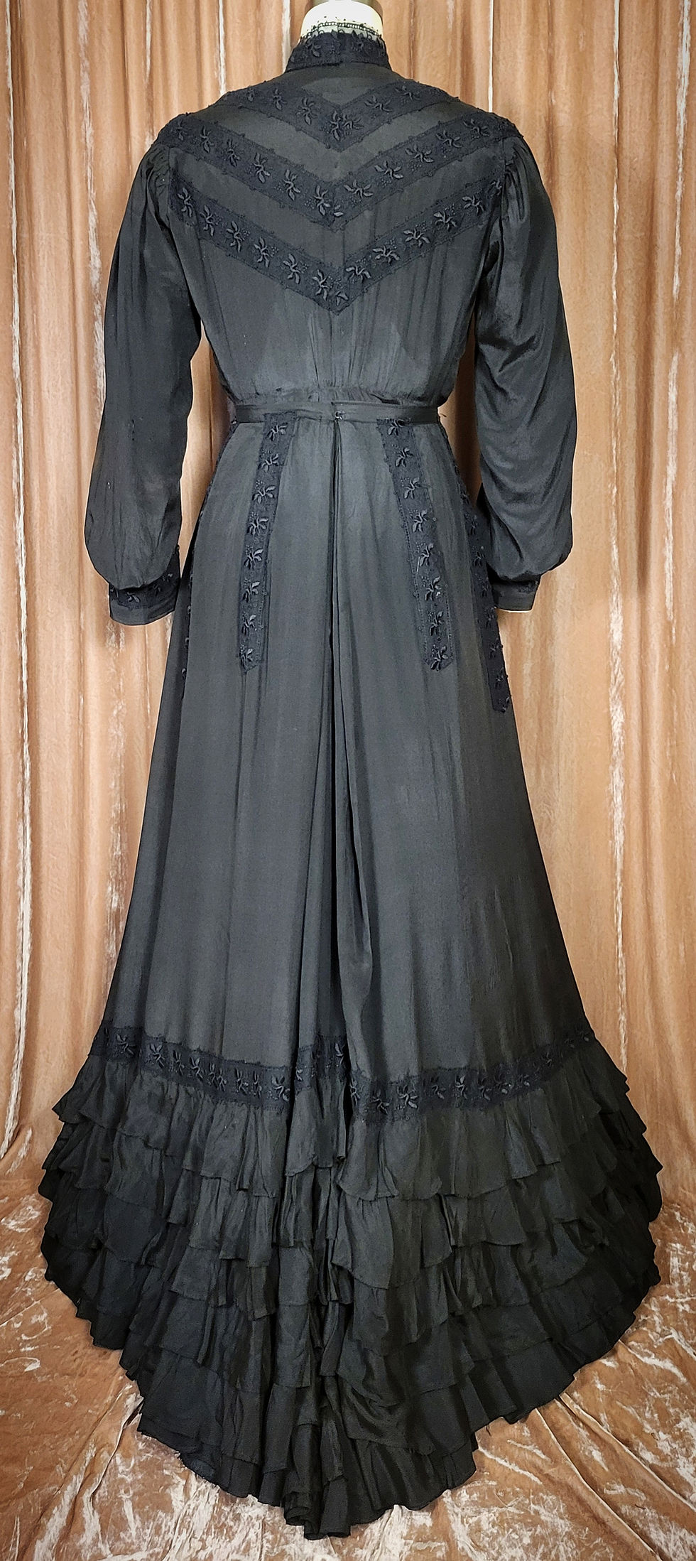Thumbnail: 1900s Black Silk and Embroidered Net Two Piece Ensemble 
