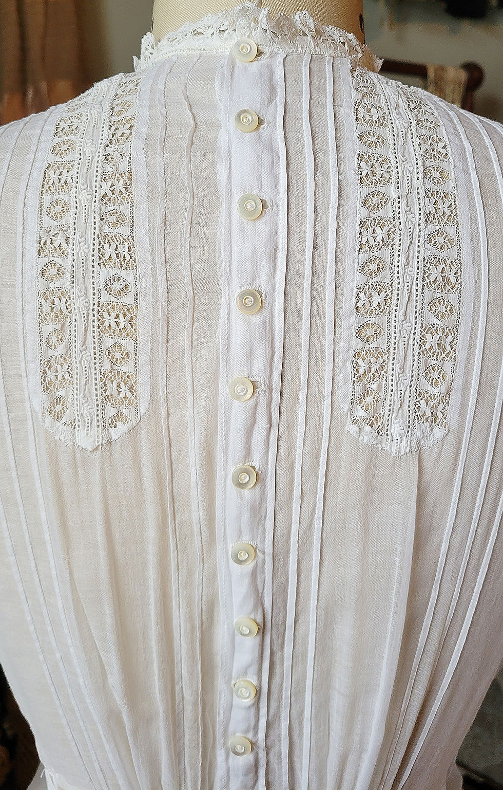Thumbnail: Fine Lace 1900s Blouse 