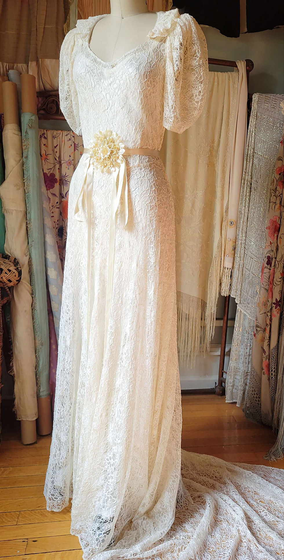 Thumbnail: 1930s Lace Wedding Gown with Wax Flower Belt