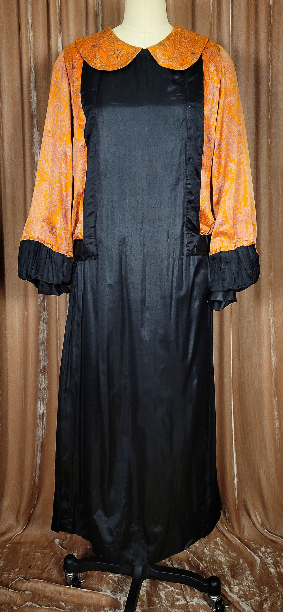 1920s Black and Orange Paisley Dress
