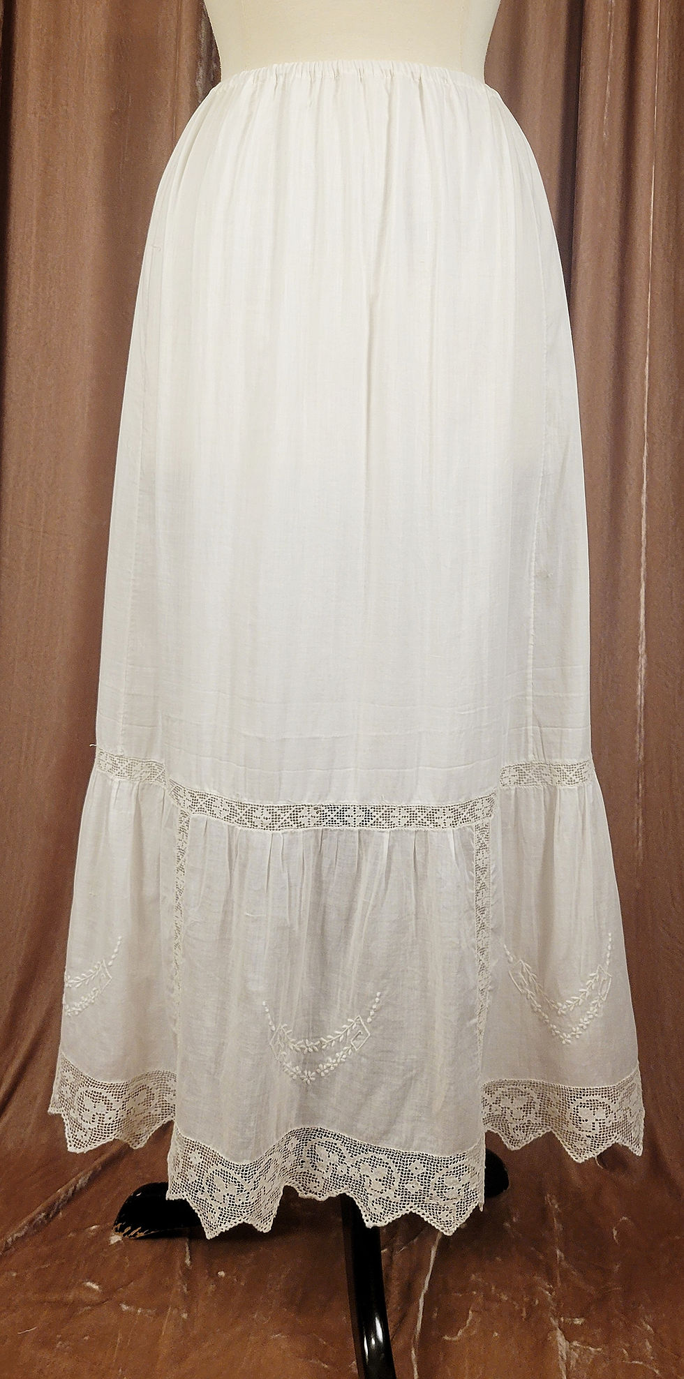 1910s Embroidered Voile Filet Lace Slip