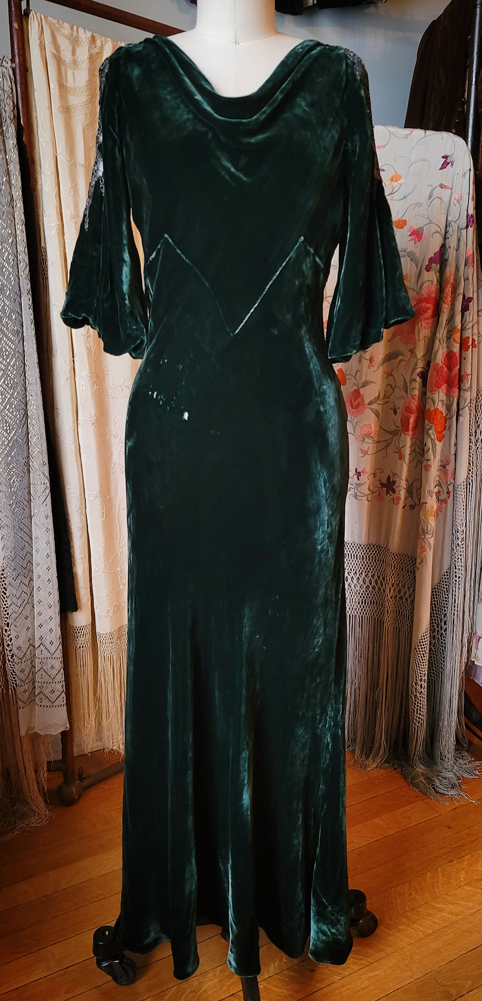 Art Deco Bottle Green Silk Velvet 1930s Gown