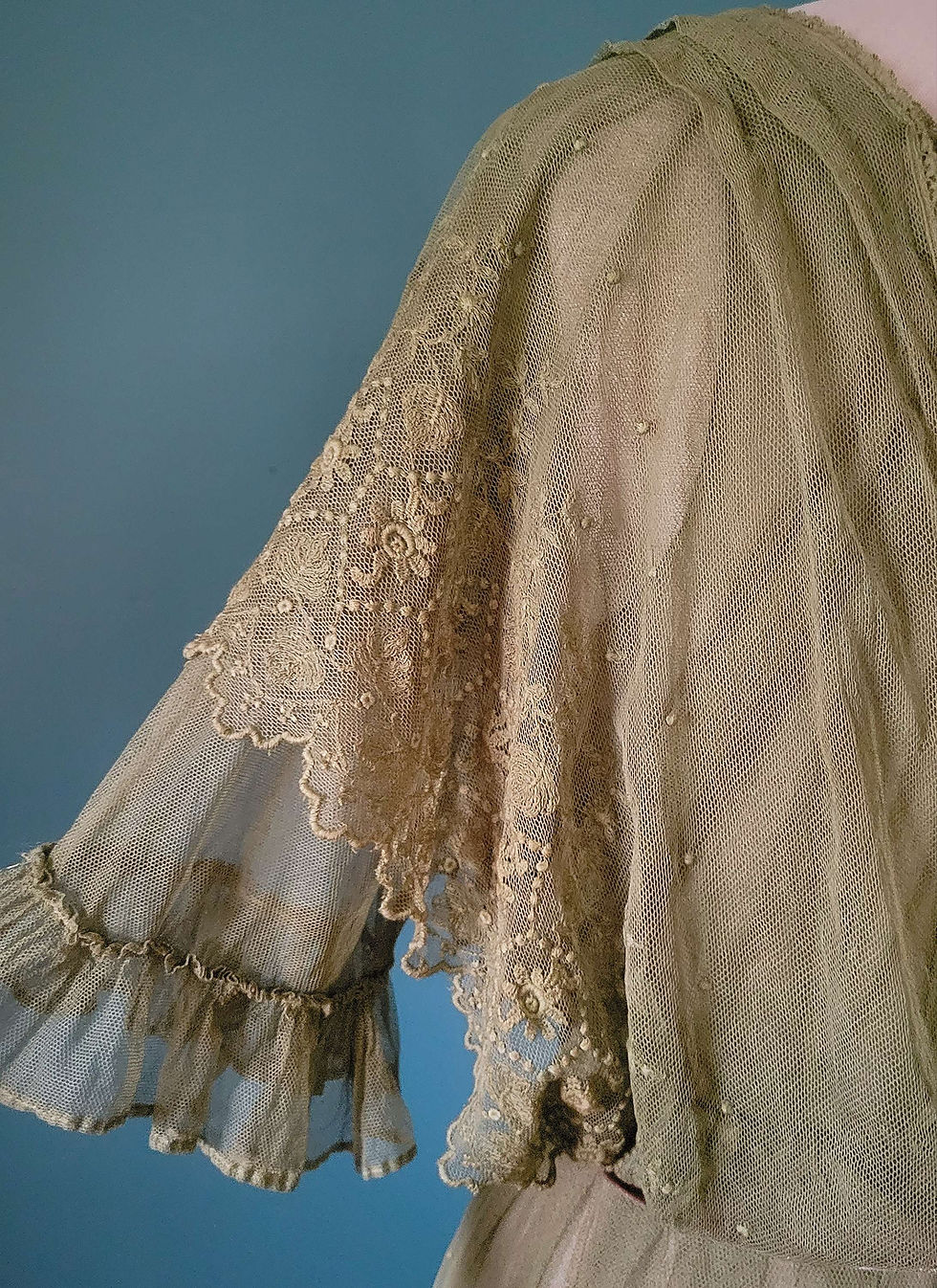 Thumbnail: 1910s Bronze Green Net Lace Dress