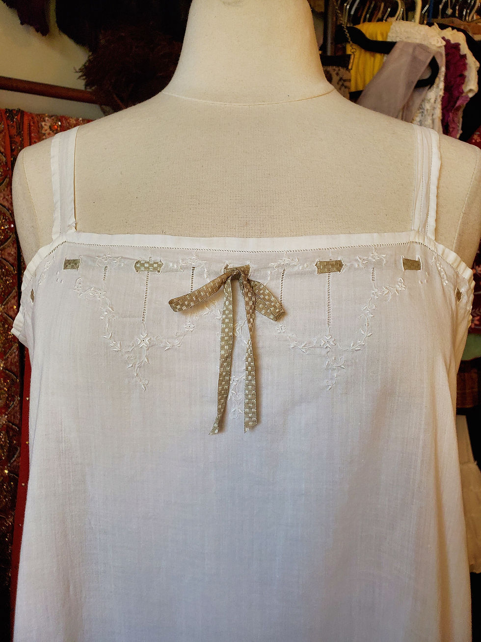 Thumbnail: 1920s Embroidered Cotton Step-in