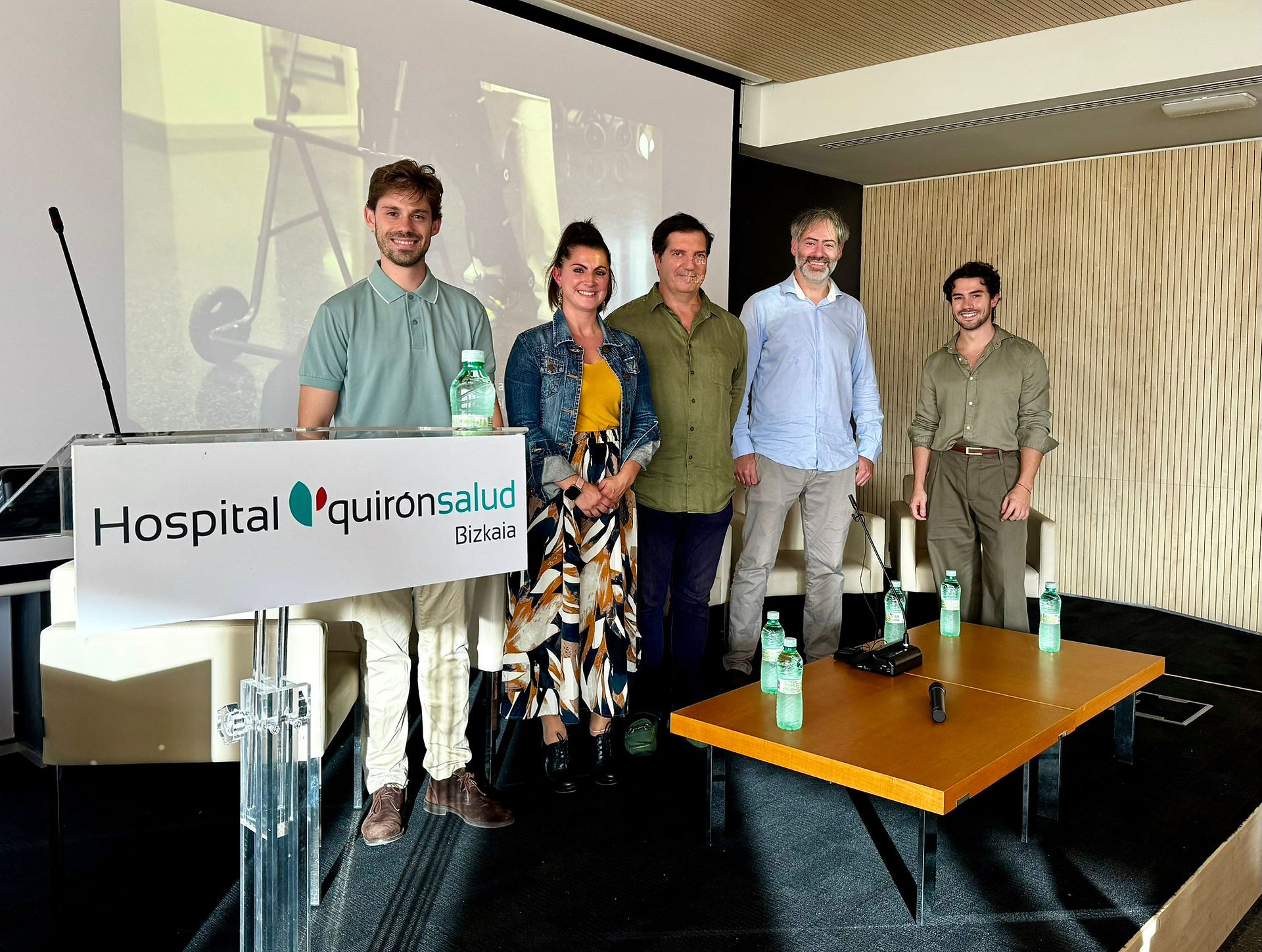 GOGOA y el Hospital Quirónsalud Bizkaia consolidan su liderazgo en neurorrehabilitación robótica con una jornada histórica