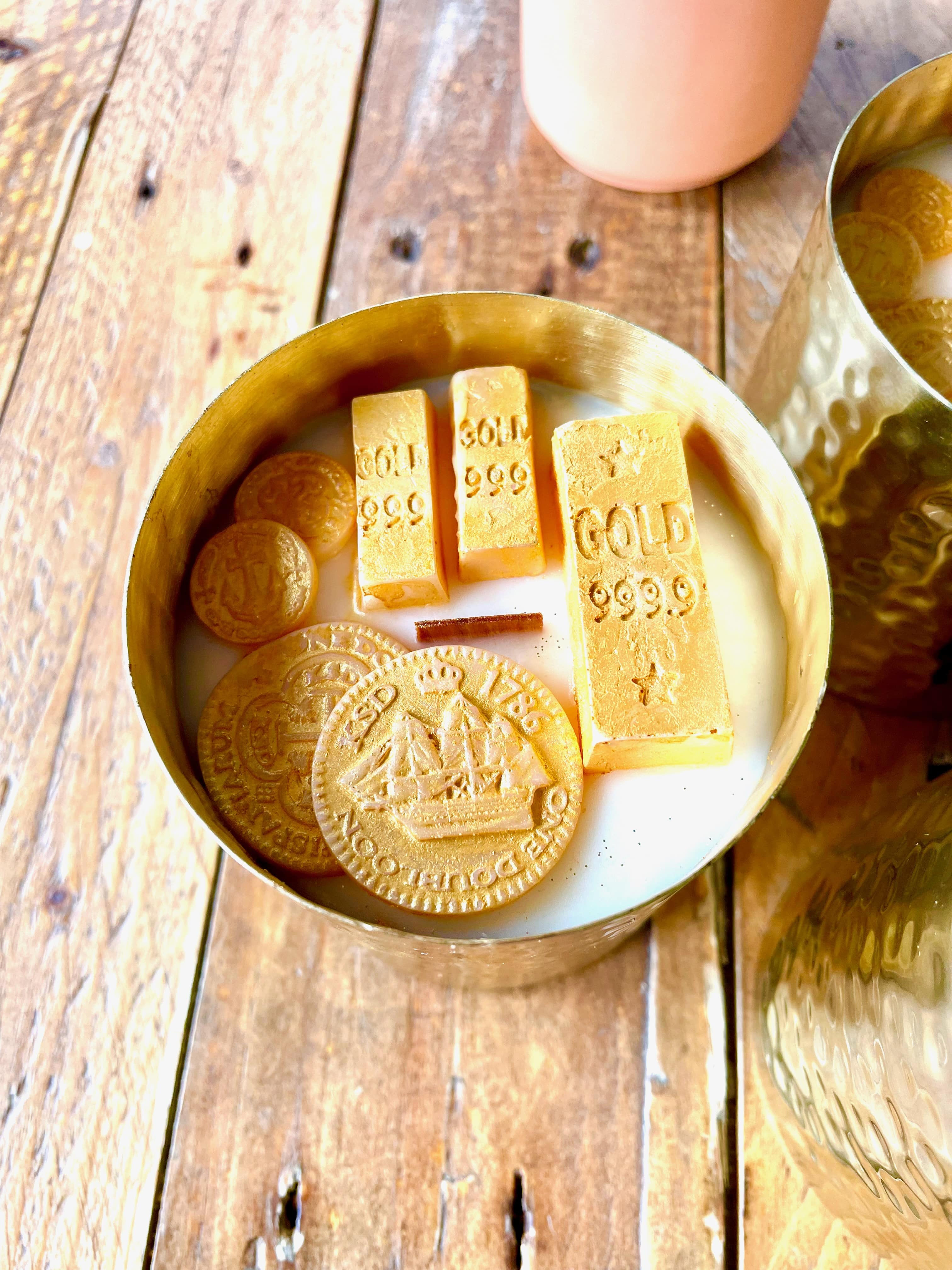 Good Luck Money Candle - Gold Candle