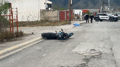 Motociclista pierde la vida tras derrapar a exceso de velocidad