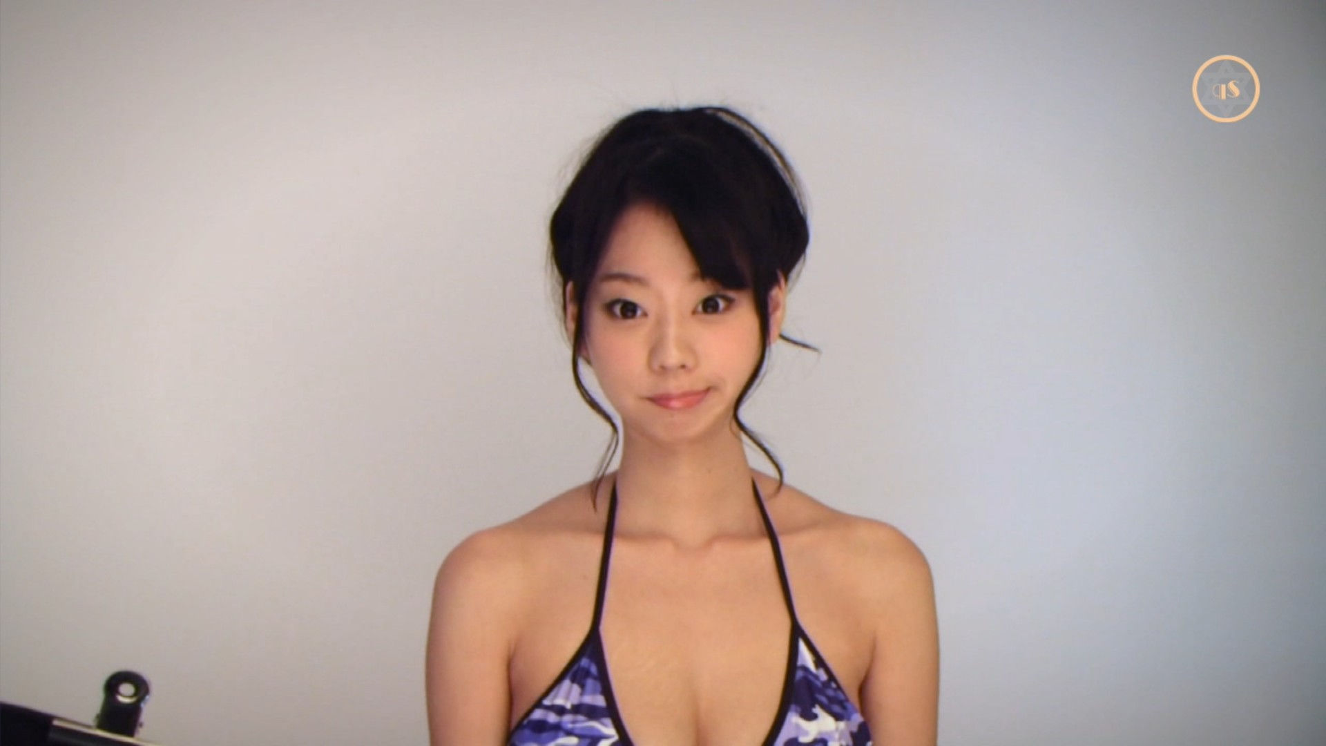 爆乳*くびれ*桃尻グラドル・青山ひかるの囲み取材集②