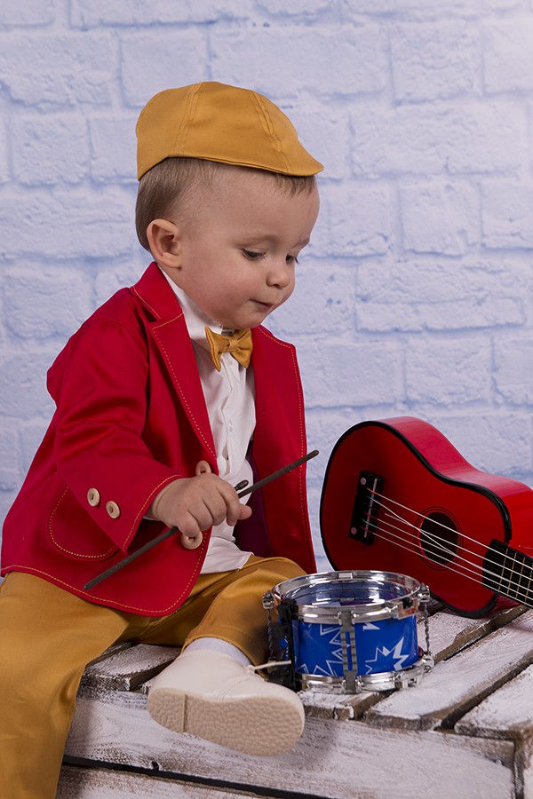 Миниатюра: Костюм из хлопка Showman