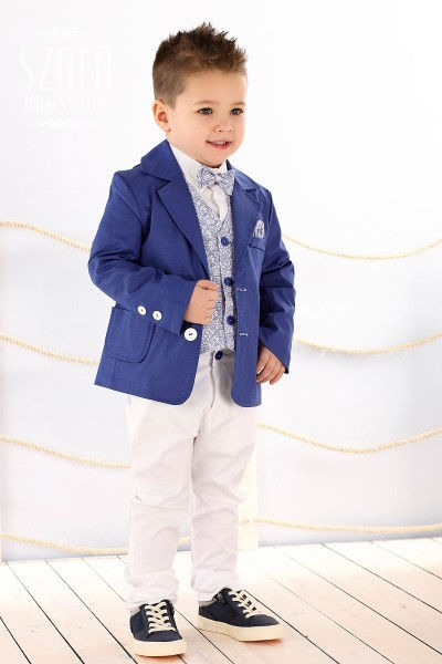 Миниатюра: Классический клубный костюм для мальчика
