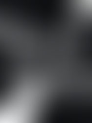 Terno rei apresenta turnê por seis países, celebrando o novo álbum e sua trajetória de dez anos na música alternativa.