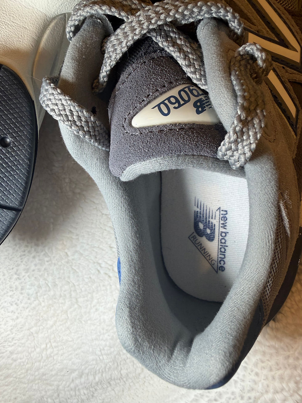Thumbnail: New Balance 9060 size us 5 