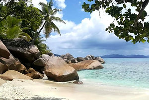 Luxury Bareboat Charter – Impressions across the Seychelles.