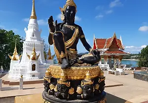 Luxury Bareboat Charter – Impressions across Thailand’s tropical Gulf of Thailand, discovering the Samui Archipelago.