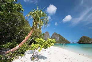 Luxury Bareboat Charter – Impressions across Thailand’s tropical Gulf of Thailand, discovering the Samui Archipelago.