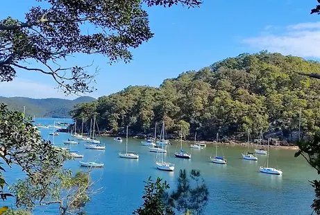 Luxury Bareboat Yacht Charter – Impressions across the Hawkesbury River in Australia.