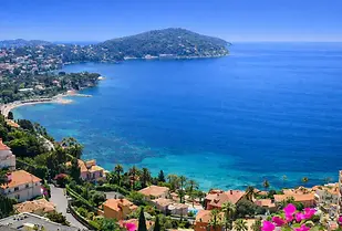 Luxury Yacht Charter – Discover Hyères: Stunning views overlooking the beautiful harbor town, the vibrant waterfront, and the coastline.