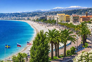 Luxury Yacht Charter – Discover Nice: Stunning views overlooking the beautiful harbor town, the vibrant waterfront, and the coastline.