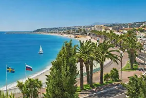 Luxury Yacht Charter – Discover Nice: Stunning views overlooking the beautiful harbor town, the vibrant waterfront, and the coastline.