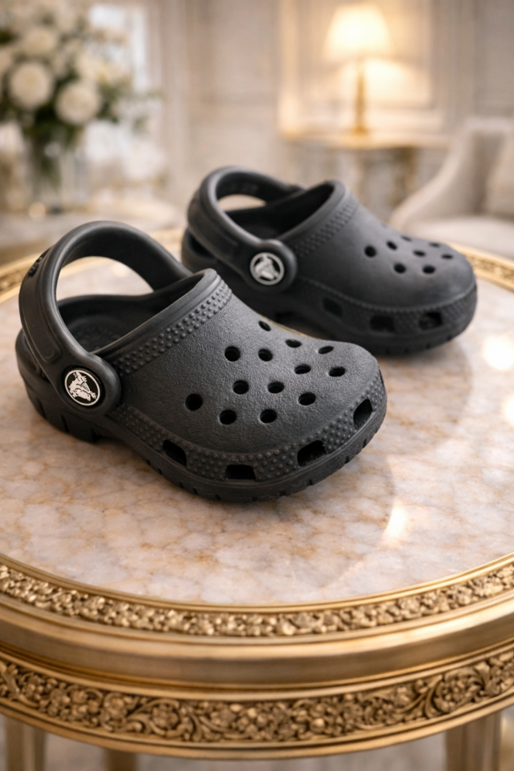 Sabots enfants classiques noirs – Crocs