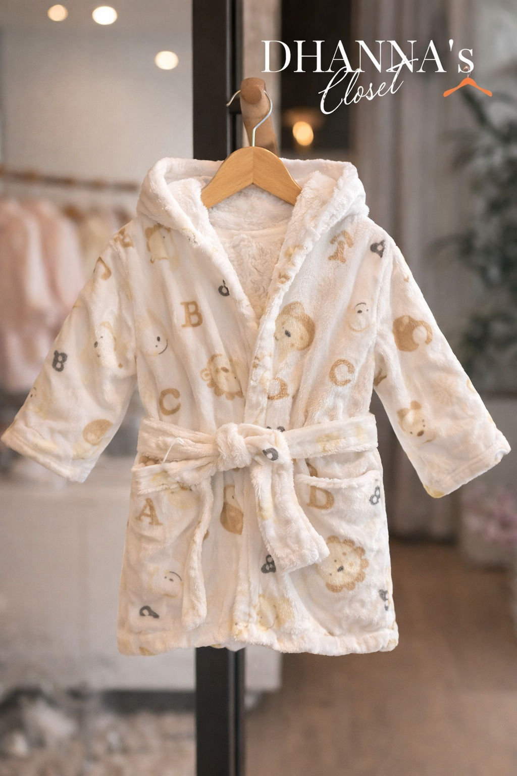 Peignoir bébé ultra doux avec capuche – motif animaux 🐻