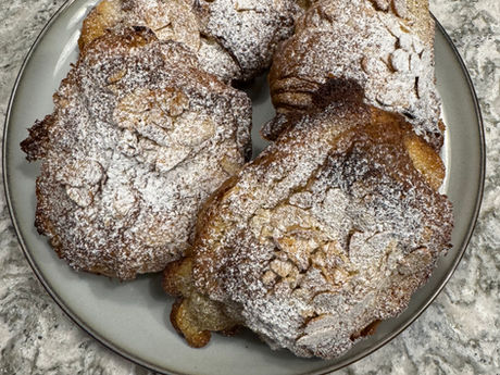Pains au chocolat aux amandes