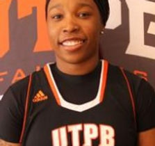 Shania Thompson_edited.jpg