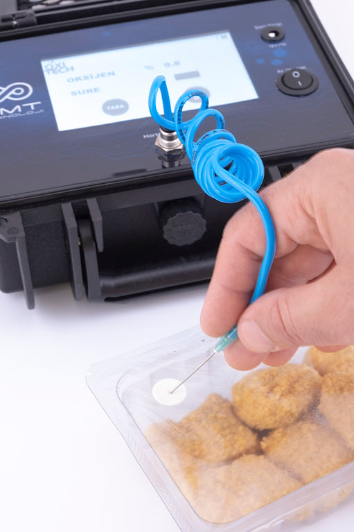 Oxitech oksijen gazı ölçen gaz analiz cihazı, MAP paketleme ürünleri için kullanılır.