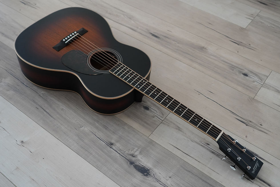 Thumbnail: Larrivée OOO-40E Mahogany Top, Vintage Burst & Pyramid Bridge