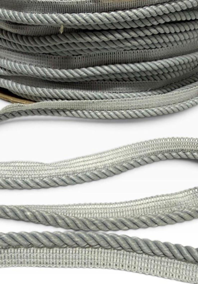 Light Grey Zinc Lip Cord