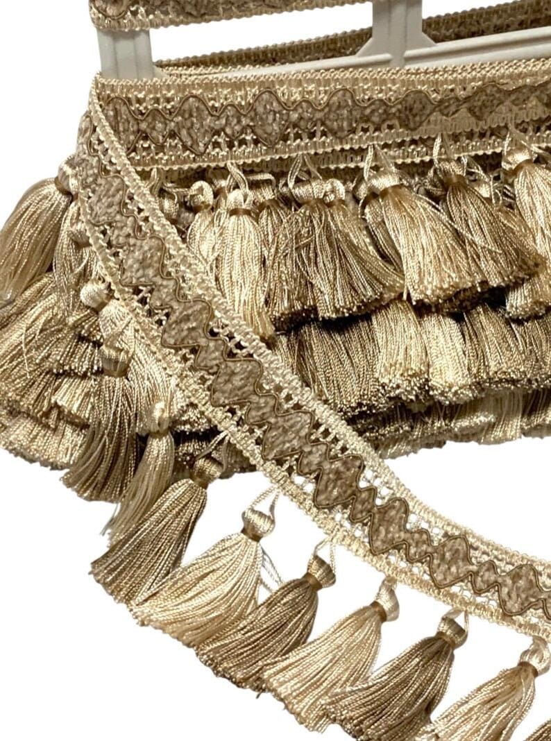 Thumbnail: Pearlwood Cascade Tassel Trim