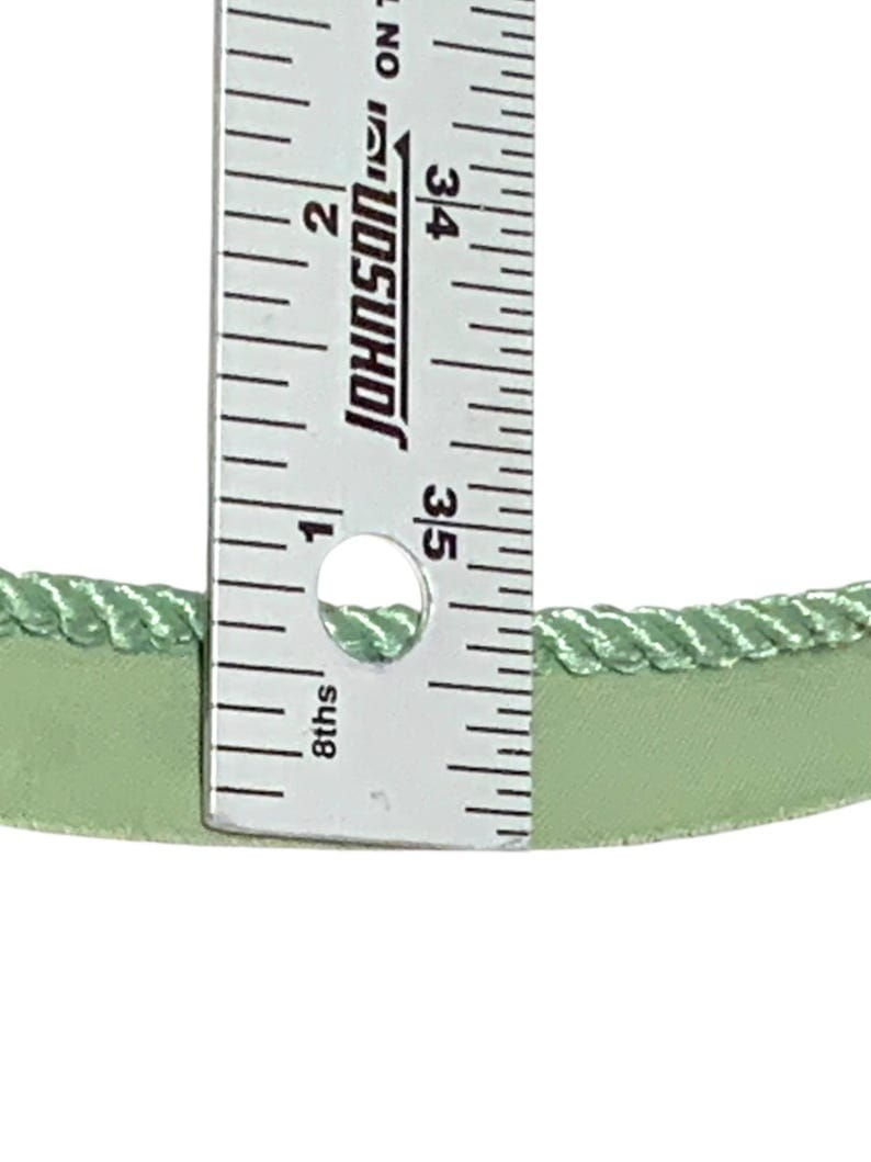 Thumbnail: PistachioTwist Lip Cord