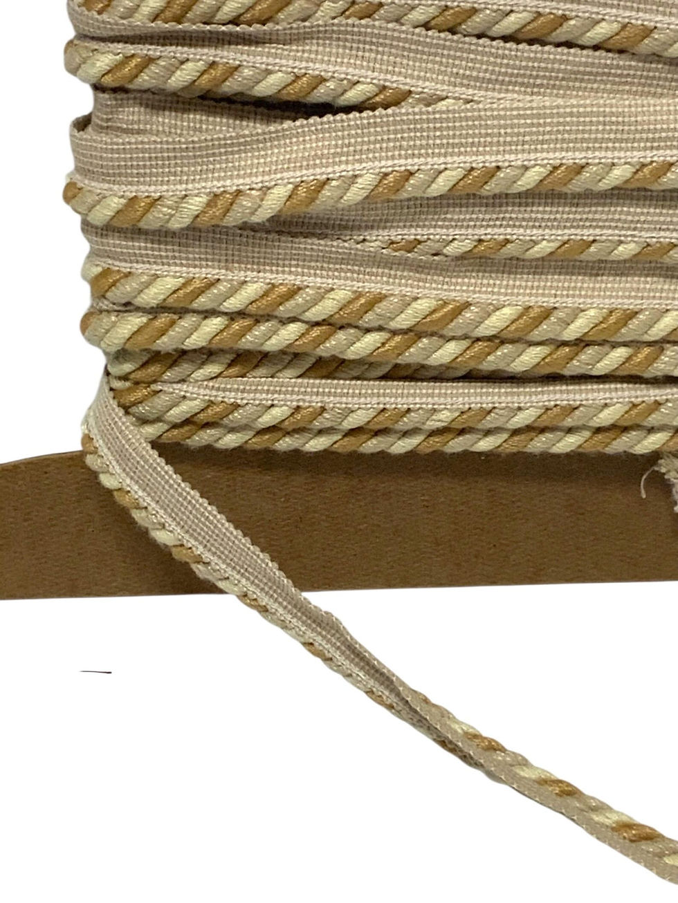 Thumbnail: Honey Glow Lip Cord