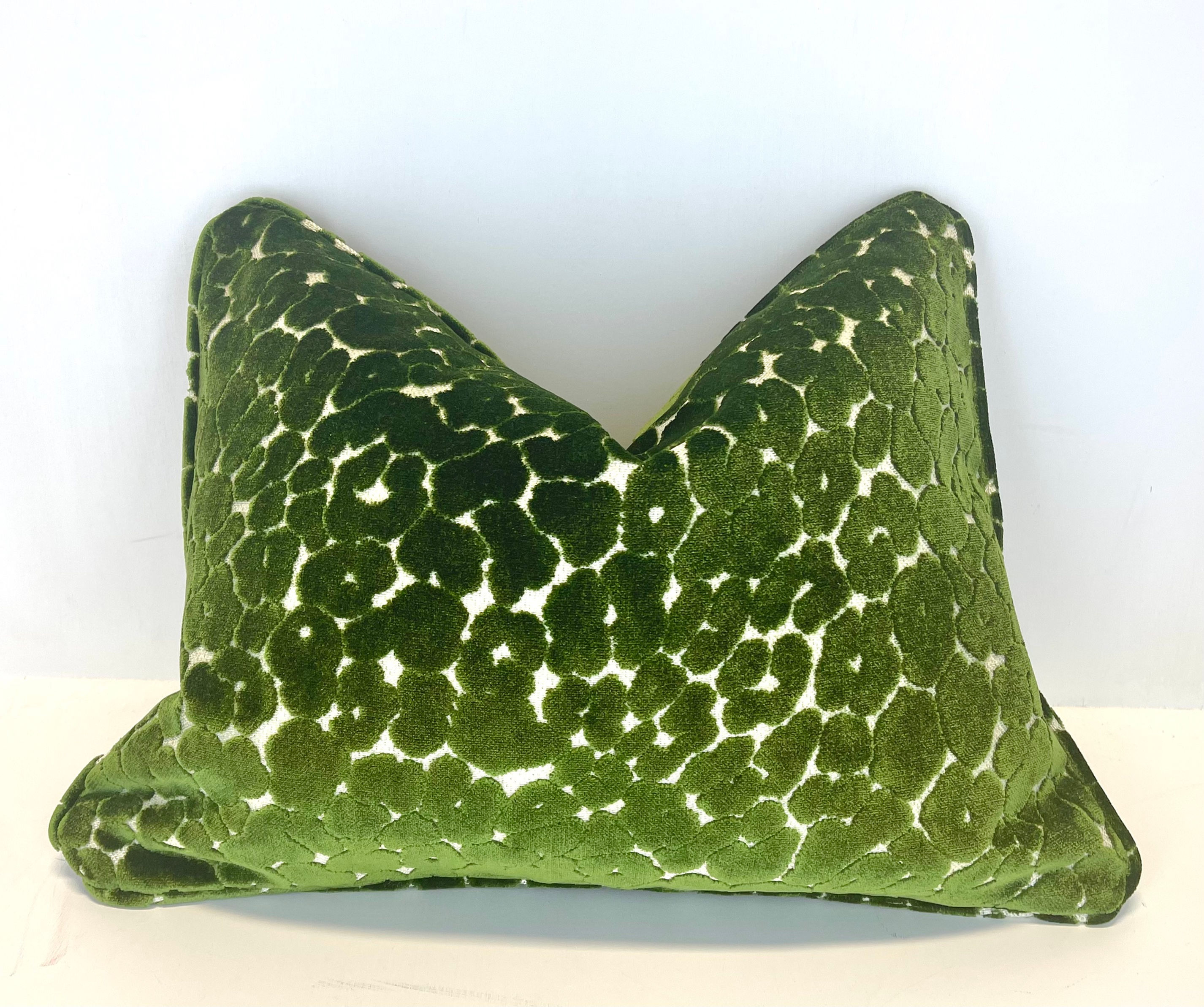 Chava Parsley Self Welt Pillow Cover